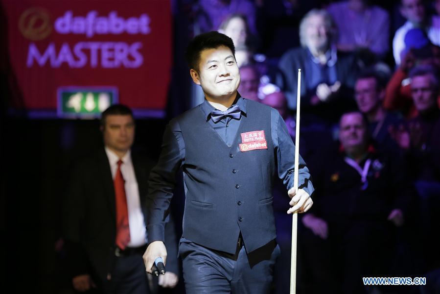 (SP)BRITAIN-LONDON-SNOOKER-MASTERS 2018-LIANG VS TRUMP