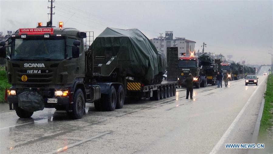 TURKEY-HATAY-SYRIAN BORDER-ARMORED VEHICLES-TANKS-DEPLOYMENT