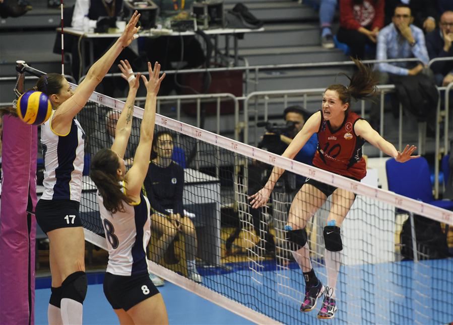 (SP)TURKEY-ISTANBUL-VOLLEYBALL-TURKISH WOMEN LEAGUE-FENERBAHCE VS VAKIFBANK