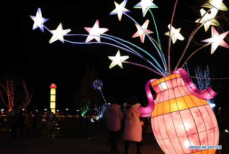 (FESTIVECHINA)CHINA-LANTERN FESTIVAL-LANTERNS(CN)