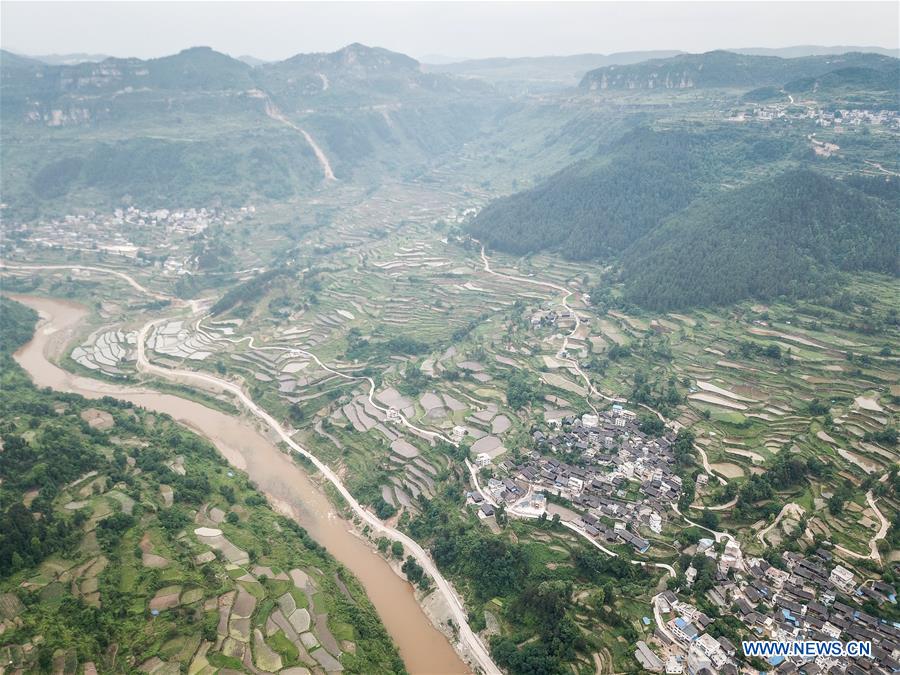 CHINA-GUIZHOU-KAILI-SILVERSMITH (CN)