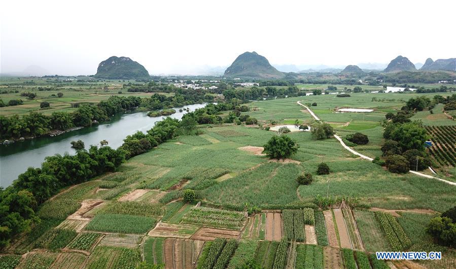 CHINA-GUANGXI-HEISHUI RIVER-SCENERY (CN)