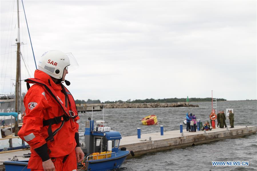 ESTONIA-TALLINN-RESCUE-DECONTAMINATION-EXERCISE