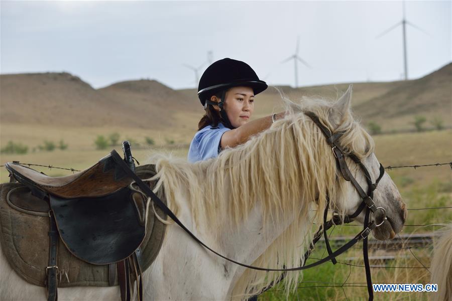 CHINA-INNER MONGOLIA-RAILROAD-MOUNTED POLICE (CN)