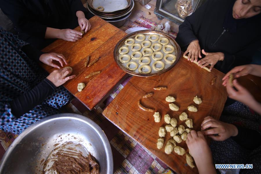 MIDEAST-GAZA-EID-AL-FITR-PREPARATION