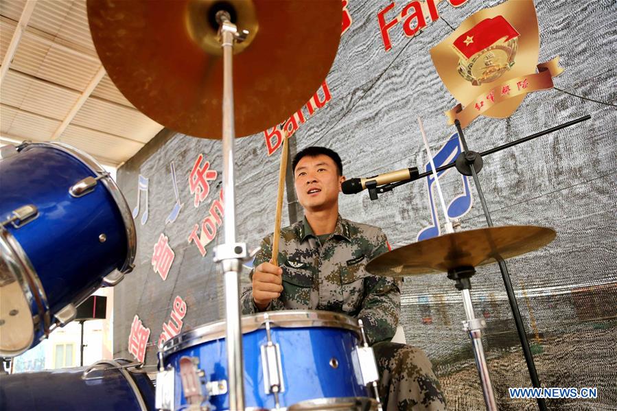 MALI-UN-CHINA-PEACEKEEPING-BAND