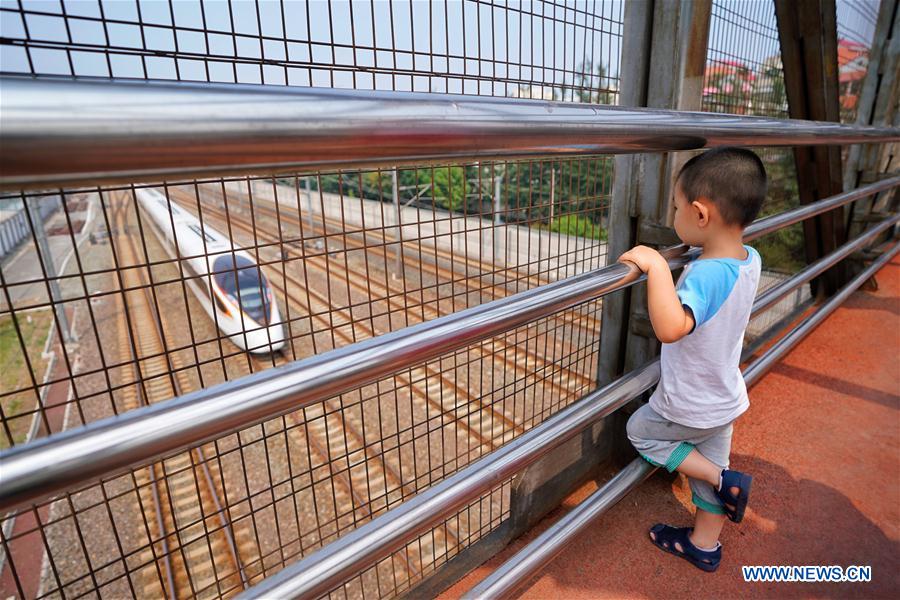 CHINA-BEIJING-NEW LONGER FUXING BULLET TRAINS (CN)