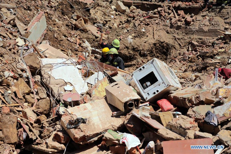 EGYPT-CAIRO-BUILDING COLLAPSE