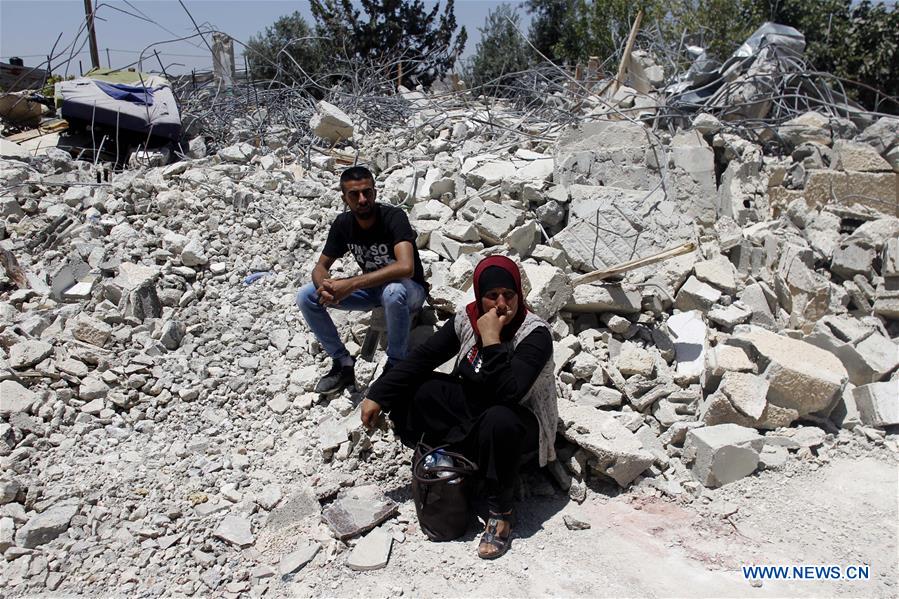 MIDEAST-JERUSALEM-PALESTINIAN DWELLING-DEMOLISHMENT