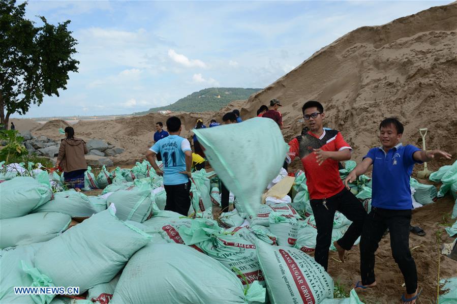 LAOS-PAKSE-HIGH WATER LEVEL