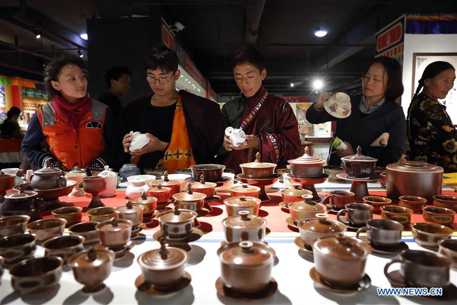 CHINA-SICHUAN-RANGTANG-MARKET-INTANGIBLE HERITAGES (CN)