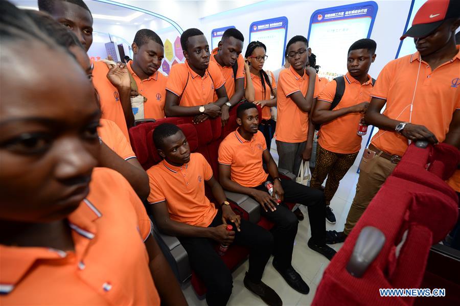 CHINA-XI'AN-RAILWAY-NIGERIAN STUDENTS (CN)