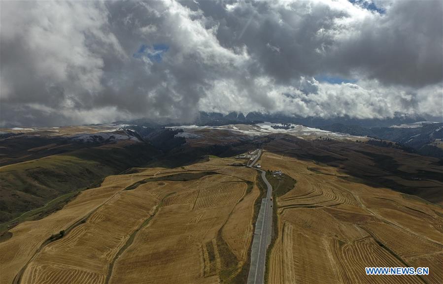 CHINA-XINJIANG-QITAI-SCENIC SPOT-SNOW SCENERY (CN) 