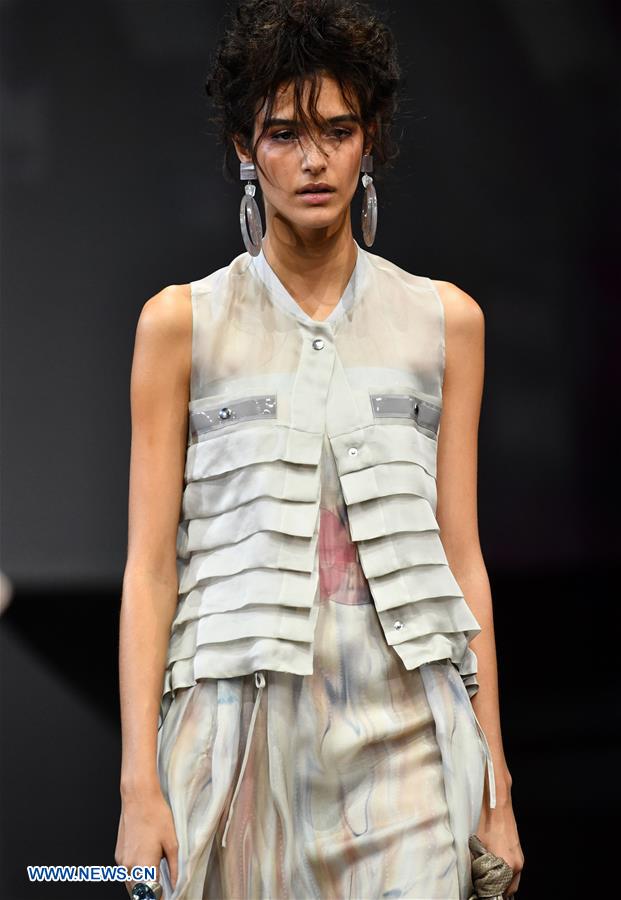 ITALY-MILAN-FASHION WEEK-GIORGIO ARMANI 