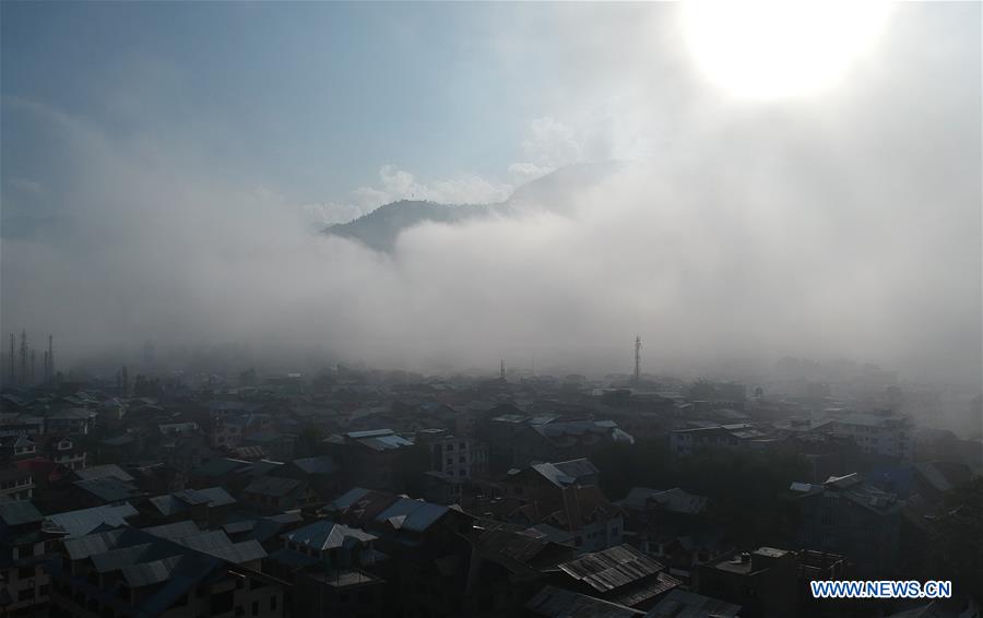 INDIA-CONTROLLED KASHMIR-SRINAGAR-WEATHER-FOG