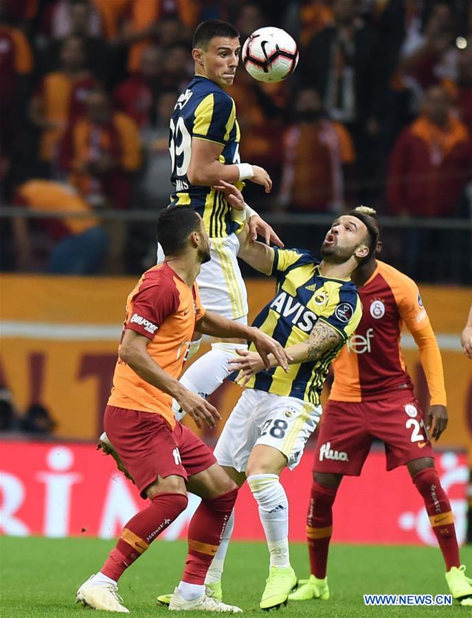 (SP)TURKEY-ISTANBUL-SOCCER-TURKISH SUPER LEAGUE-GALATASARAY VS FENERBAHCE