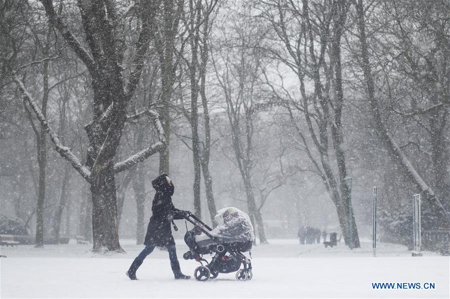 BELGIUM-BRUSSELS-SNOW