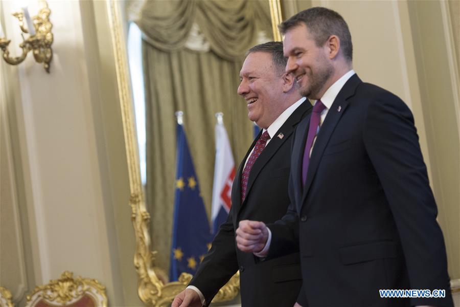 SLOVAKIA-BRATISLAVA-PM-U.S.-SECRETARY OF STATE-MEETING