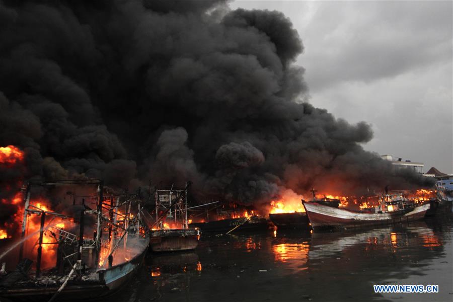 INDONESIA-JAKARTA-PORT MUARA BARU-FIRE