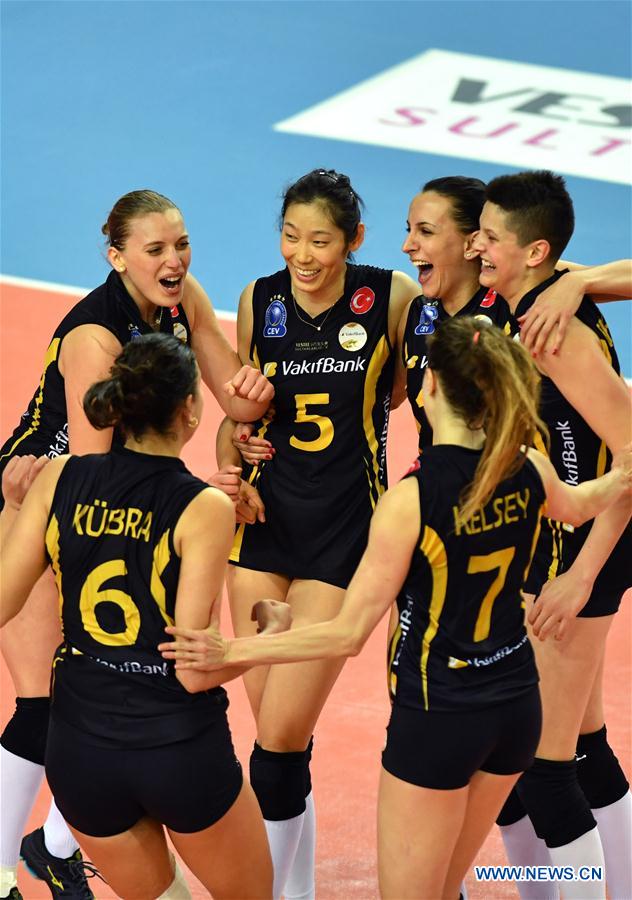 (SP)TURKEY-ISTANBUL-VOLLEYBALL-TURKISH WOMEN LEAGUE-VAKIFBANK VS FENERBAHCE