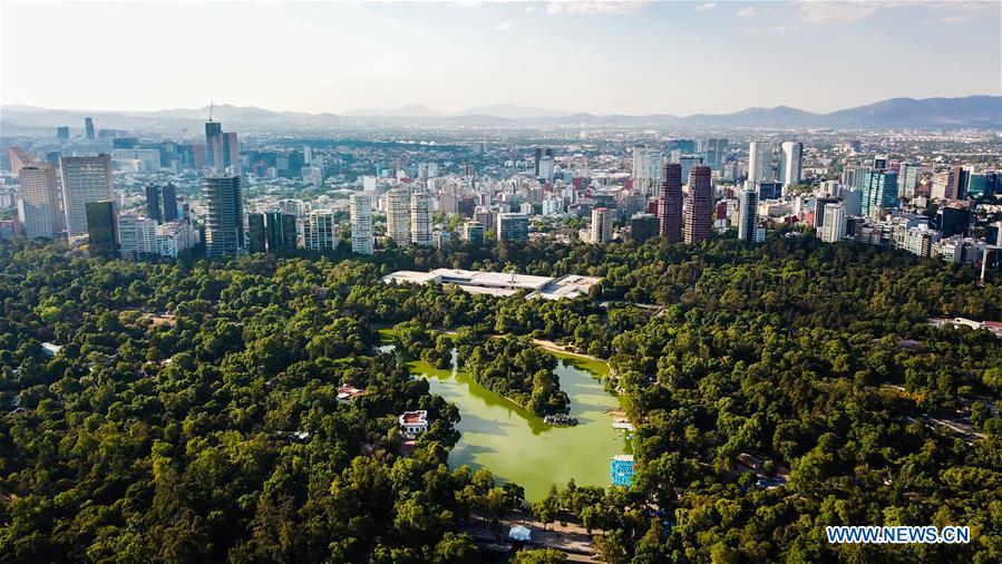 MEXICO-MEXICO CITY-PARK