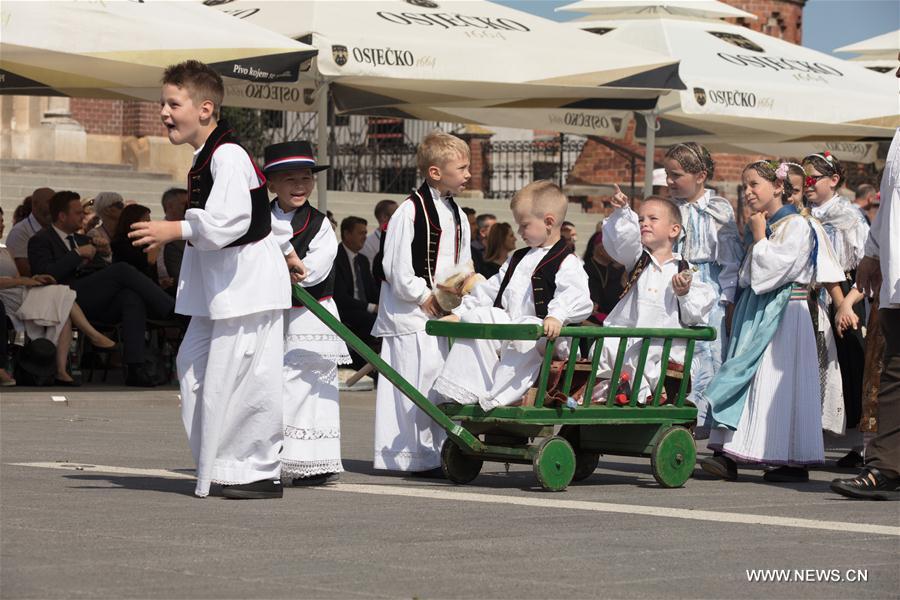 CROATIA-DAKOVO-FOLKLORE-FESTIVAL