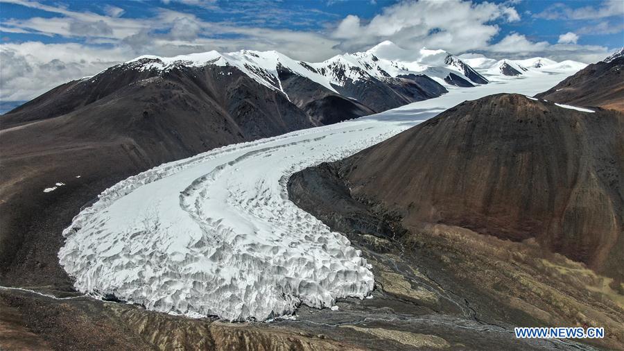 XINHUA PHOTOS OF THE DAY