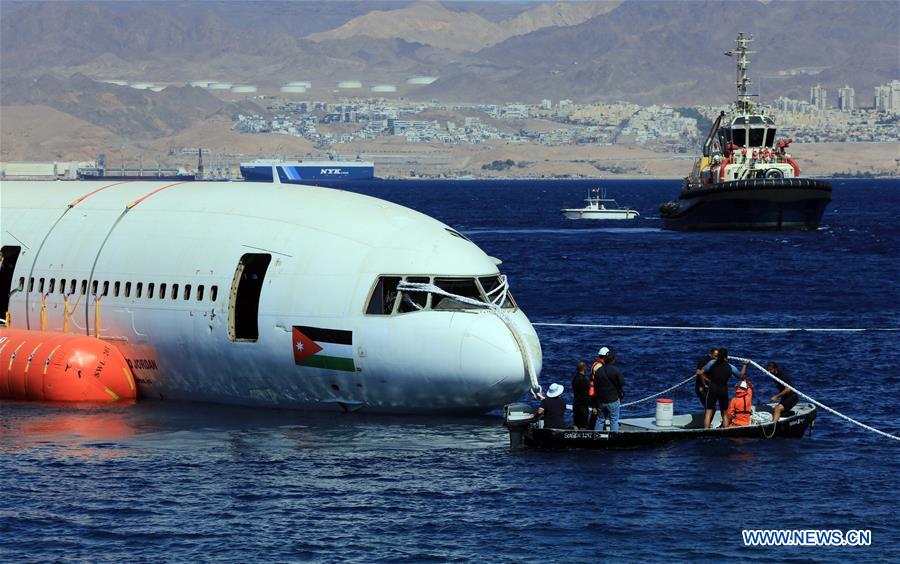 JORDAN-AQABA-RED SEA-UNDERWATER MUSEUM-PLANE SUBMERGING