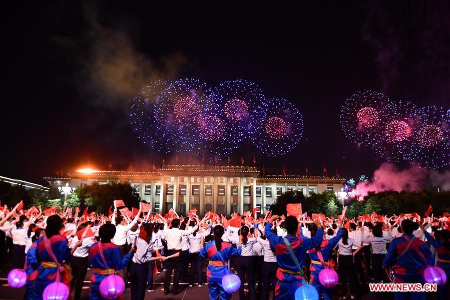 (PRC70Years)CHINA-BEIJING-NATIONAL DAY-CELEBRATIONS-EVENING GALA (CN)