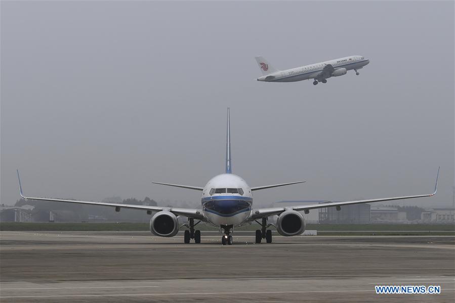 CHINA-GUANGXI-COVID-19-MEDICS-RETURN HOME-ARRIVAL (CN)