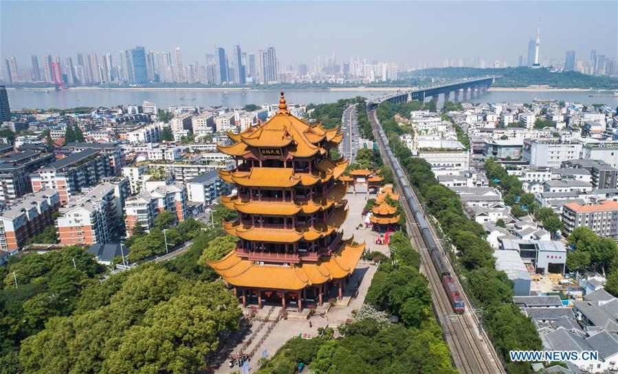 CHINA-WUHAN-COVID-19-TOURISM-YELLOW CRANE TOWER-REOPENING (CN)