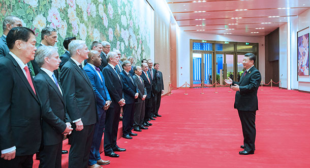 Xi meets foreign entrepreneurs attending CIIE