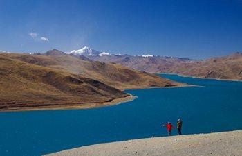 Scenery of Yamzbog Yumco Lake in SW China's Tibet