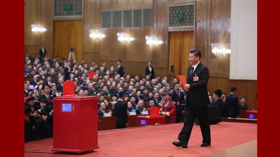 习近平当选国家主席、中央军委主席