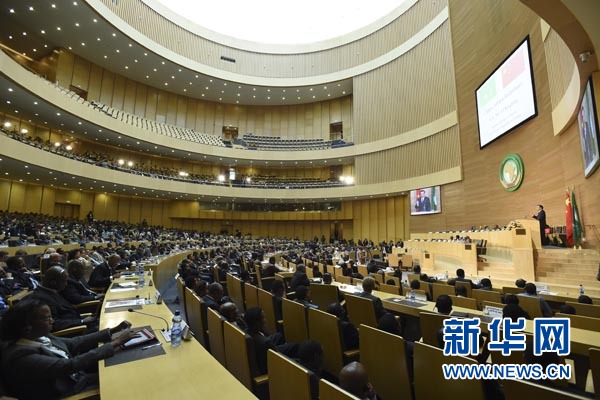  5月5日，中国国务院总理李克强在位于亚的斯亚贝巴的非洲联盟总部发表题为《开创中非合作更加美好的未来》的演讲。 新华社记者 李学仁 摄 